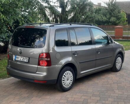 Серый Фольксваген Туран, объемом двигателя 1.6 л и пробегом 130 тыс. км за 7500 $, фото 5 на Automoto.ua