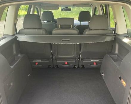 Серый Фольксваген Туран, объемом двигателя 1.6 л и пробегом 211 тыс. км за 9150 $, фото 24 на Automoto.ua