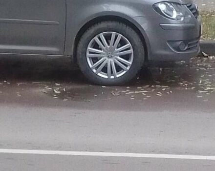 Серый Фольксваген Туран, объемом двигателя 1.97 л и пробегом 260 тыс. км за 8500 $, фото 5 на Automoto.ua