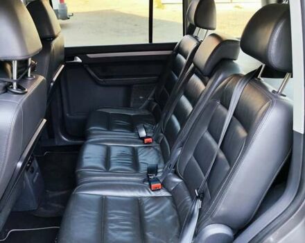 Серый Фольксваген Туран, объемом двигателя 1.9 л и пробегом 310 тыс. км за 7799 $, фото 34 на Automoto.ua