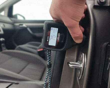 Серый Фольксваген Туран, объемом двигателя 1.6 л и пробегом 196 тыс. км за 8999 $, фото 46 на Automoto.ua