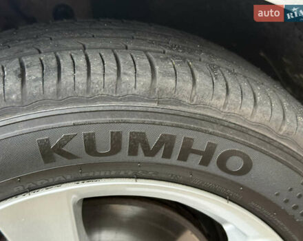 Серый Фольксваген Туран, объемом двигателя 1.6 л и пробегом 174 тыс. км за 7550 $, фото 67 на Automoto.ua