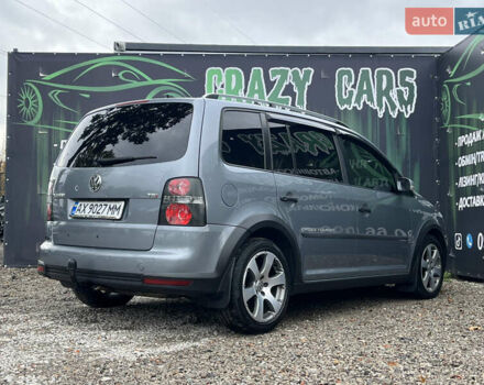 Сірий Фольксваген Туран, об'ємом двигуна 1.4 л та пробігом 197 тис. км за 7600 $, фото 5 на Automoto.ua