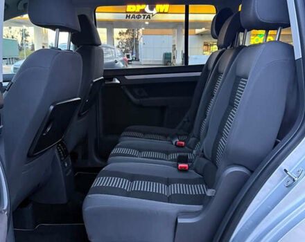 Сірий Фольксваген Туран, об'ємом двигуна 1.6 л та пробігом 212 тис. км за 8499 $, фото 32 на Automoto.ua