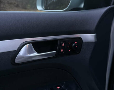 Сірий Фольксваген Туран, об'ємом двигуна 1.39 л та пробігом 182 тис. км за 7950 $, фото 40 на Automoto.ua