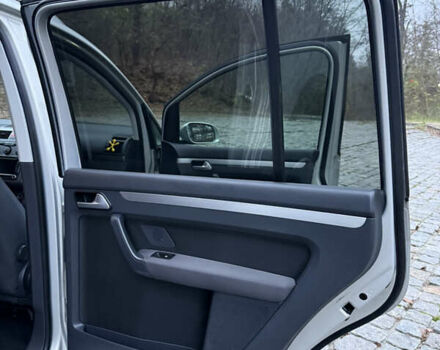 Сірий Фольксваген Туран, об'ємом двигуна 1.39 л та пробігом 182 тис. км за 7950 $, фото 36 на Automoto.ua