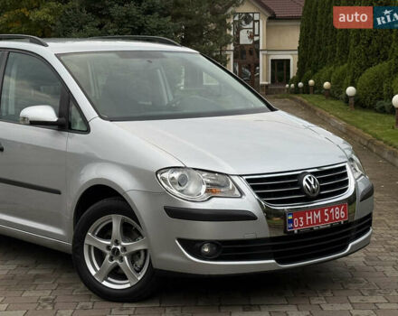 Серый Фольксваген Туран, объемом двигателя 1.6 л и пробегом 174 тыс. км за 7550 $, фото 3 на Automoto.ua