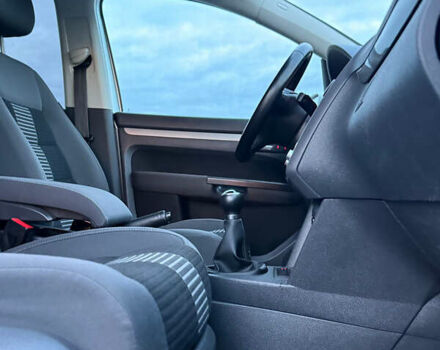 Сірий Фольксваген Туран, об'ємом двигуна 1.6 л та пробігом 212 тис. км за 8499 $, фото 31 на Automoto.ua