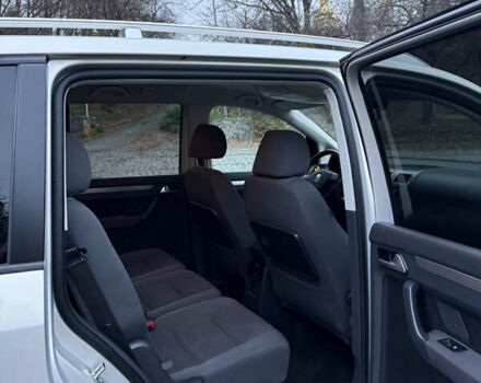 Сірий Фольксваген Туран, об'ємом двигуна 1.39 л та пробігом 182 тис. км за 7950 $, фото 35 на Automoto.ua