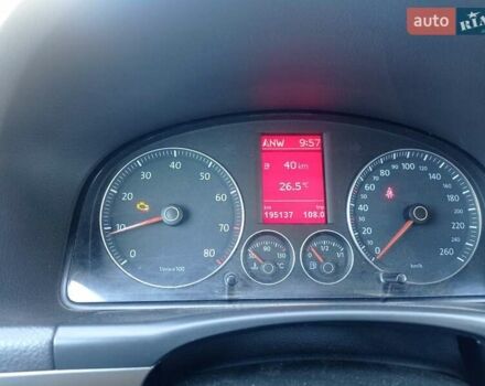 Серый Фольксваген Туран, объемом двигателя 1.6 л и пробегом 195 тыс. км за 8000 $, фото 8 на Automoto.ua