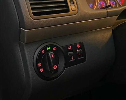 Сірий Фольксваген Туран, об'ємом двигуна 1.4 л та пробігом 174 тис. км за 6999 $, фото 10 на Automoto.ua