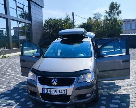 Серый Фольксваген Туран, объемом двигателя 1.9 л и пробегом 310 тыс. км за 7799 $, фото 32 на Automoto.ua