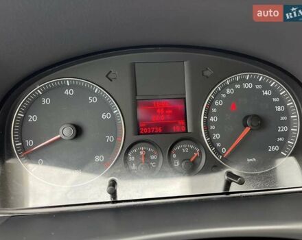 Сірий Фольксваген Туран, об'ємом двигуна 1.39 л та пробігом 204 тис. км за 7100 $, фото 22 на Automoto.ua