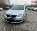 Серый Фольксваген Туран, объемом двигателя 1.6 л и пробегом 238 тыс. км за 7850 $, фото 14 на Automoto.ua