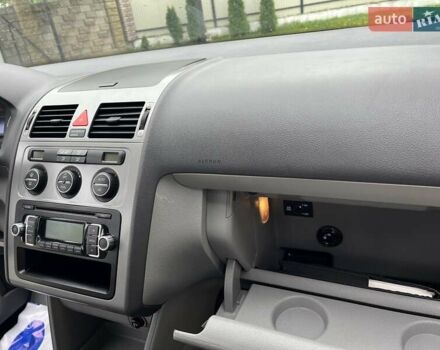 Сірий Фольксваген Туран, об'ємом двигуна 1.39 л та пробігом 204 тис. км за 7100 $, фото 17 на Automoto.ua