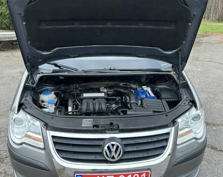 Серый Фольксваген Туран, объемом двигателя 1.6 л и пробегом 225 тыс. км за 8199 $, фото 25 на Automoto.ua