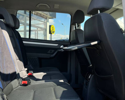 Серый Фольксваген Туран, объемом двигателя 1.4 л и пробегом 232 тыс. км за 8200 $, фото 22 на Automoto.ua