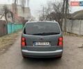Серый Фольксваген Туран, объемом двигателя 1.9 л и пробегом 294 тыс. км за 8700 $, фото 6 на Automoto.ua