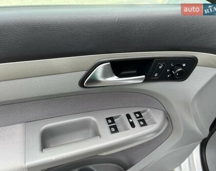 Сірий Фольксваген Туран, об'ємом двигуна 1.39 л та пробігом 204 тис. км за 7100 $, фото 16 на Automoto.ua