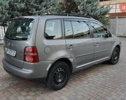 Сірий Фольксваген Туран, об'ємом двигуна 1.97 л та пробігом 214 тис. км за 6500 $, фото 9 на Automoto.ua