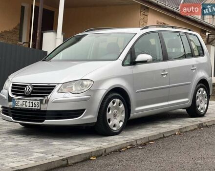 Серый Фольксваген Туран, объемом двигателя 1.6 л и пробегом 198 тыс. км за 8399 $, фото 12 на Automoto.ua