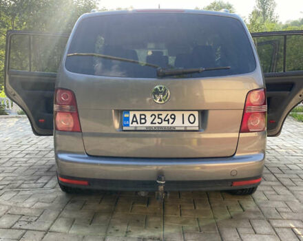 Серый Фольксваген Туран, объемом двигателя 1.6 л и пробегом 201 тыс. км за 8700 $, фото 11 на Automoto.ua