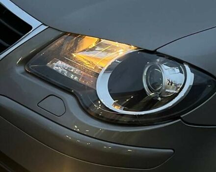 Серый Фольксваген Туран, объемом двигателя 1.4 л и пробегом 174 тыс. км за 6800 $, фото 5 на Automoto.ua