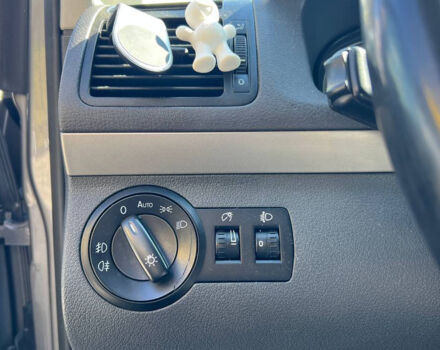 Серый Фольксваген Туран, объемом двигателя 1.4 л и пробегом 232 тыс. км за 8200 $, фото 15 на Automoto.ua