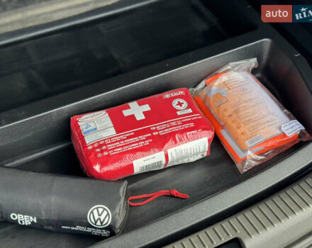 Сірий Фольксваген Туран, об'ємом двигуна 1.4 л та пробігом 197 тис. км за 7690 $, фото 49 на Automoto.ua