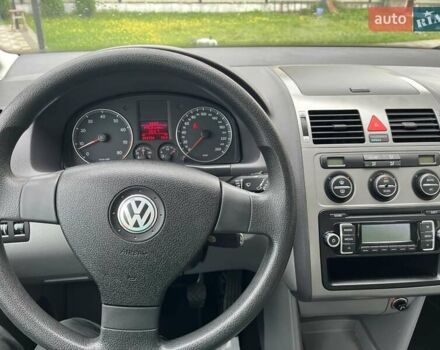Сірий Фольксваген Туран, об'ємом двигуна 1.39 л та пробігом 204 тис. км за 7100 $, фото 18 на Automoto.ua