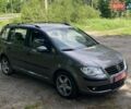 Серый Фольксваген Туран, объемом двигателя 1.6 л и пробегом 211 тыс. км за 9150 $, фото 3 на Automoto.ua
