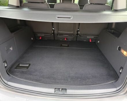 Сірий Фольксваген Туран, об'ємом двигуна 1.6 л та пробігом 213 тис. км за 8600 $, фото 17 на Automoto.ua