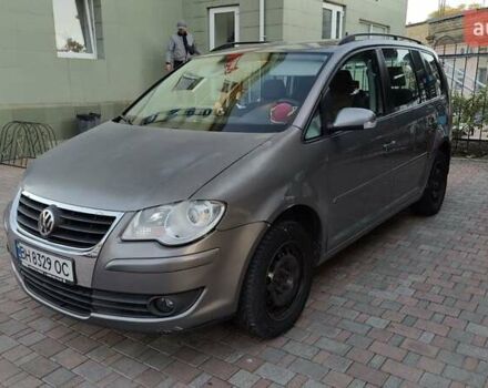 Сірий Фольксваген Туран, об'ємом двигуна 1.97 л та пробігом 214 тис. км за 6500 $, фото 7 на Automoto.ua