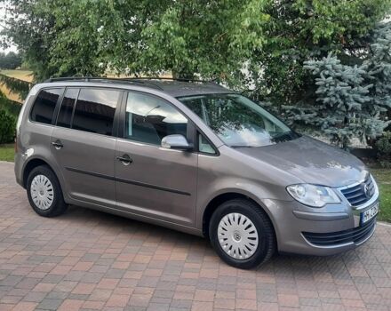 Серый Фольксваген Туран, объемом двигателя 1.6 л и пробегом 130 тыс. км за 7500 $, фото 18 на Automoto.ua