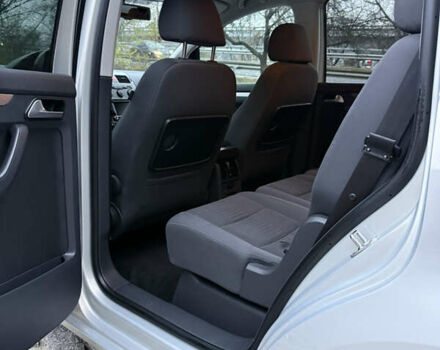 Сірий Фольксваген Туран, об'ємом двигуна 1.39 л та пробігом 182 тис. км за 7950 $, фото 24 на Automoto.ua