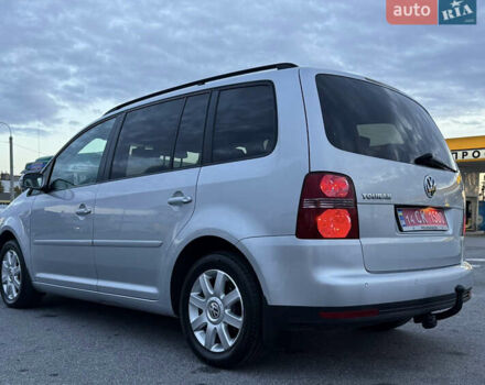 Сірий Фольксваген Туран, об'ємом двигуна 1.6 л та пробігом 212 тис. км за 8499 $, фото 10 на Automoto.ua