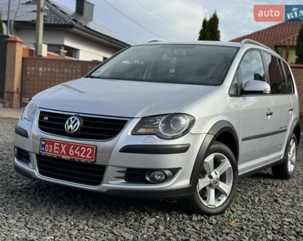 Сірий Фольксваген Туран, об'ємом двигуна 1.4 л та пробігом 197 тис. км за 7690 $, фото 2 на Automoto.ua