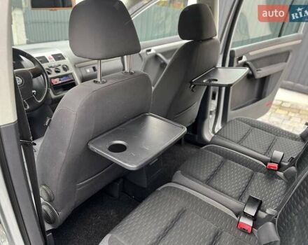 Серый Фольксваген Туран, объемом двигателя 1.6 л и пробегом 198 тыс. км за 8399 $, фото 60 на Automoto.ua