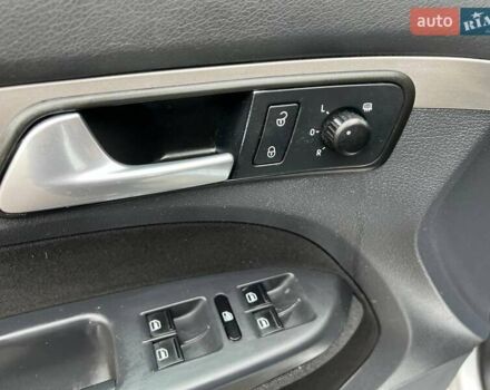 Серый Фольксваген Туран, объемом двигателя 1.6 л и пробегом 198 тыс. км за 8399 $, фото 51 на Automoto.ua