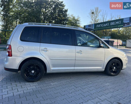 Серый Фольксваген Туран, объемом двигателя 1.4 л и пробегом 235 тыс. км за 7450 $, фото 9 на Automoto.ua