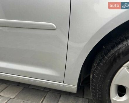 Серый Фольксваген Туран, объемом двигателя 1.6 л и пробегом 198 тыс. км за 8399 $, фото 36 на Automoto.ua