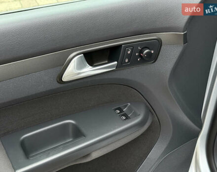 Серый Фольксваген Туран, объемом двигателя 1.6 л и пробегом 174 тыс. км за 7450 $, фото 23 на Automoto.ua