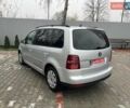 Серый Фольксваген Туран, объемом двигателя 1.6 л и пробегом 185 тыс. км за 8350 $, фото 26 на Automoto.ua