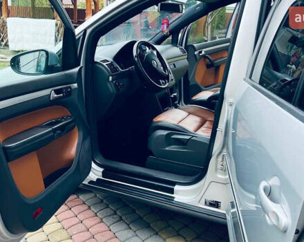 Сірий Фольксваген Туран, об'ємом двигуна 1.9 л та пробігом 200 тис. км за 8500 $, фото 21 на Automoto.ua