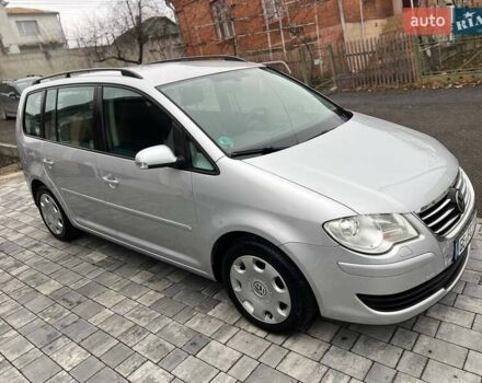Серый Фольксваген Туран, объемом двигателя 1.6 л и пробегом 198 тыс. км за 8399 $, фото 28 на Automoto.ua