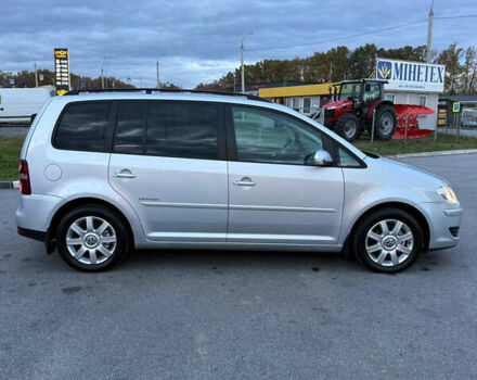 Сірий Фольксваген Туран, об'ємом двигуна 1.6 л та пробігом 212 тис. км за 8499 $, фото 19 на Automoto.ua