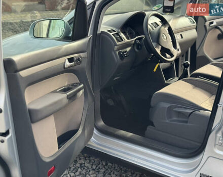 Сірий Фольксваген Туран, об'ємом двигуна 1.4 л та пробігом 197 тис. км за 7690 $, фото 25 на Automoto.ua