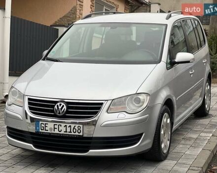 Серый Фольксваген Туран, объемом двигателя 1.6 л и пробегом 198 тыс. км за 8399 $, фото 16 на Automoto.ua