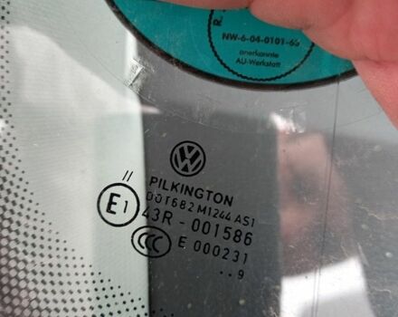 Серый Фольксваген Туран, объемом двигателя 1.4 л и пробегом 186 тыс. км за 2700 $, фото 2 на Automoto.ua