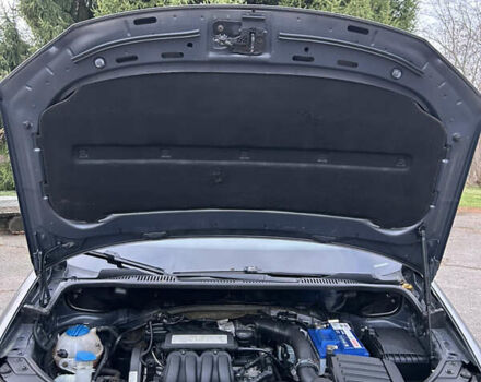 Серый Фольксваген Туран, объемом двигателя 1.6 л и пробегом 225 тыс. км за 8199 $, фото 26 на Automoto.ua